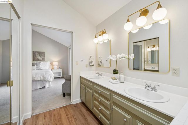 836 Navaronne Way, Concord, CA 94518
