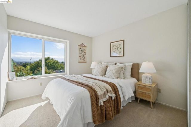 836 Navaronne Way, Concord, CA 94518