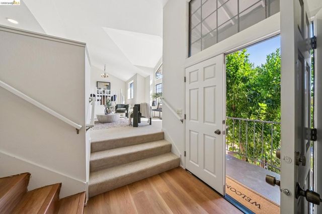 836 Navaronne Way, Concord, CA 94518
