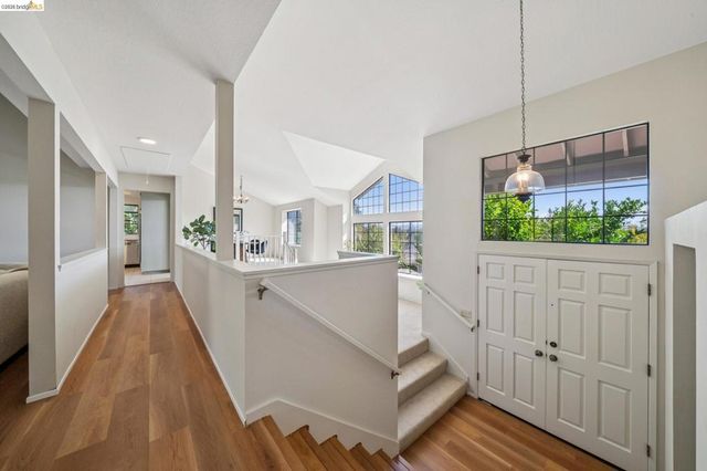 836 Navaronne Way, Concord, CA 94518