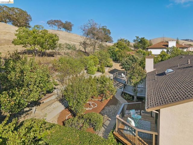 836 Navaronne Way, Concord, CA 94518