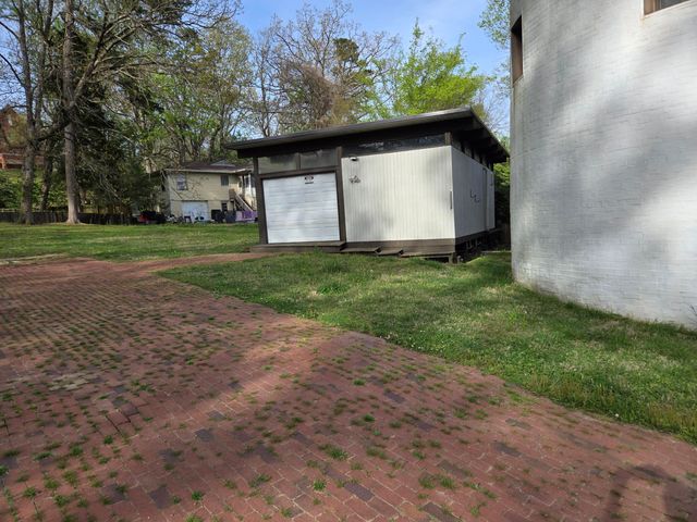 629 Mississippi Avenue, Signal Mountain, TN 37377