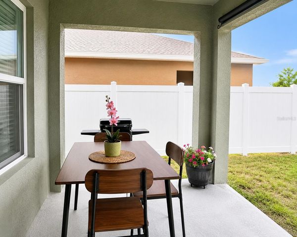 452 TAYLOR GROVES DRIVE, Lake Wales, FL 33898