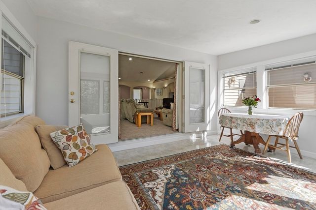 118 Willis Rd, Gardner, MA 01440