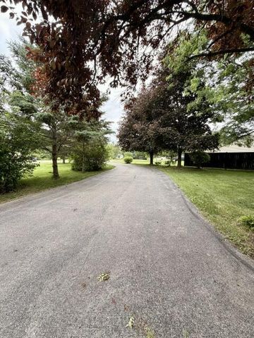W5182 Jason ROAD, Elkhorn, WI 53121