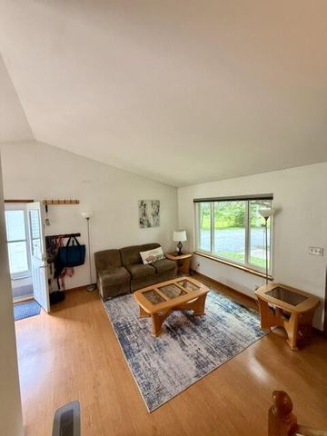 W5182 Jason ROAD, Elkhorn, WI 53121