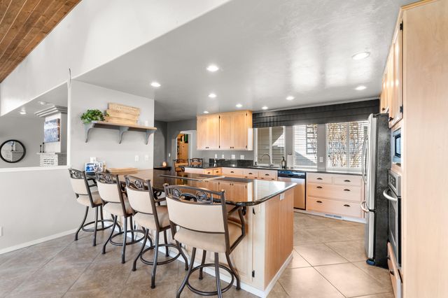 4935 Cherry Lane, Medford, OR 97504