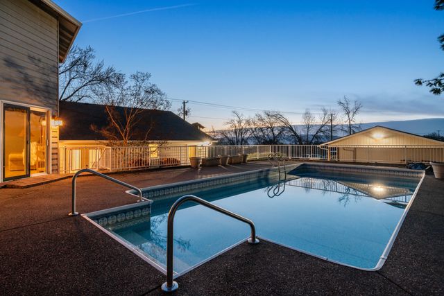 4935 Cherry Lane, Medford, OR 97504