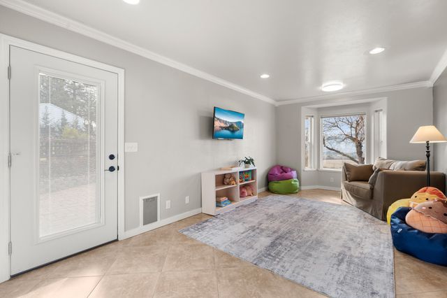 4935 Cherry Lane, Medford, OR 97504