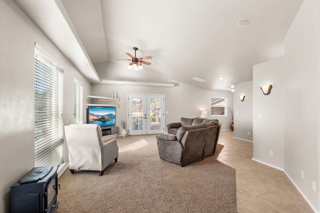 4935 Cherry Lane, Medford, OR 97504