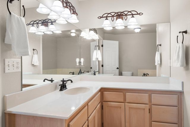 4935 Cherry Lane, Medford, OR 97504