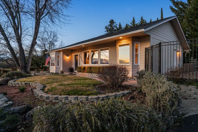 4935 Cherry Lane, Medford, OR 97504