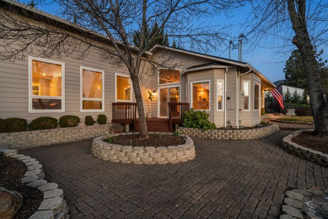 4935 Cherry Lane, Medford, OR 97504