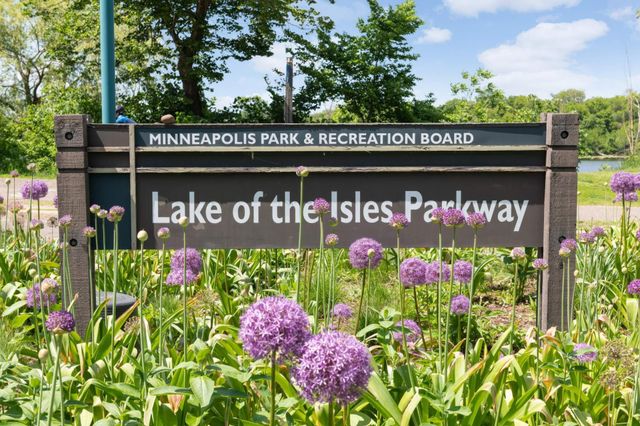 1308 W 24th Street, Minneapolis, MN 55405