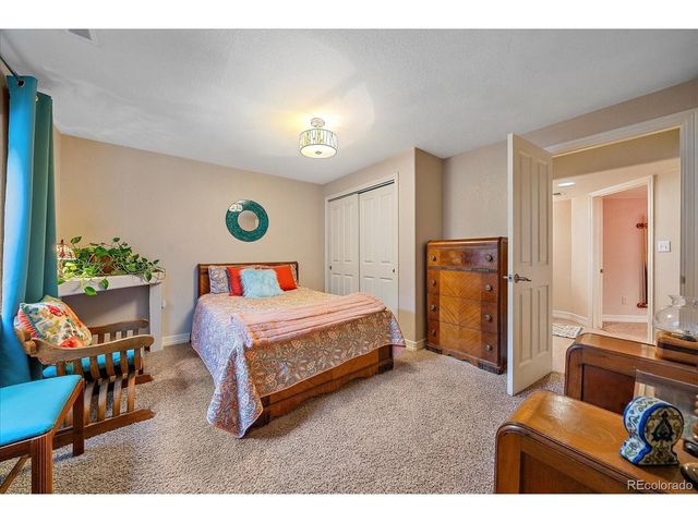 1075 S Elmira St, Denver, CO 80247