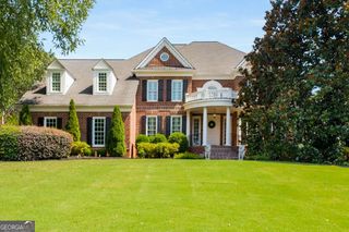 110 Turnberry Circle, Fayetteville, GA 30215