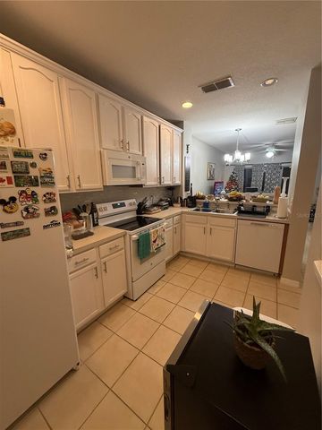 10604 SAVANNAH WOOD DRIVE 84, Orlando, FL 32832