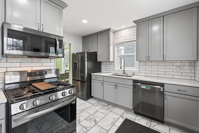 3334 Pierce Street NE, Minneapolis, MN 55418