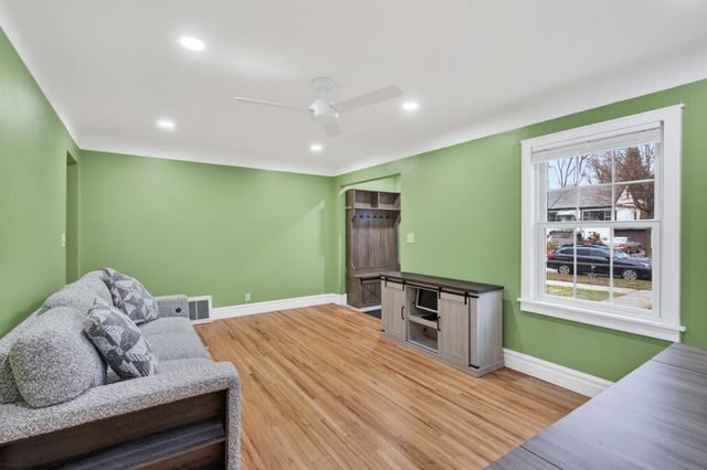 3334 Pierce Street NE, Minneapolis, MN 55418