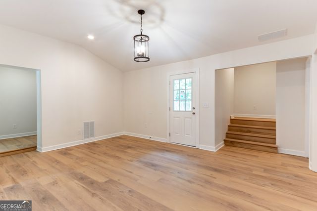 6532 Voyles Drive, Riverdale, GA 30274