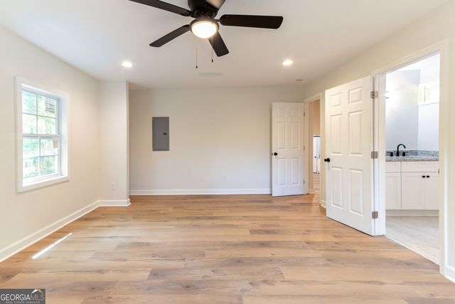 6532 Voyles Drive, Riverdale, GA 30274