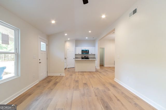 6532 Voyles Drive, Riverdale, GA 30274