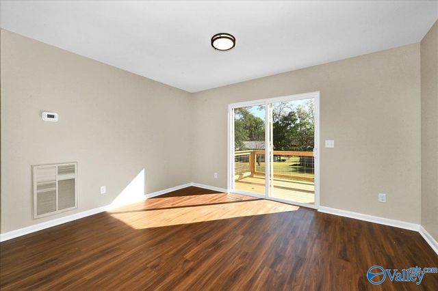 207 Walker Drive SW, Arab, AL 35016