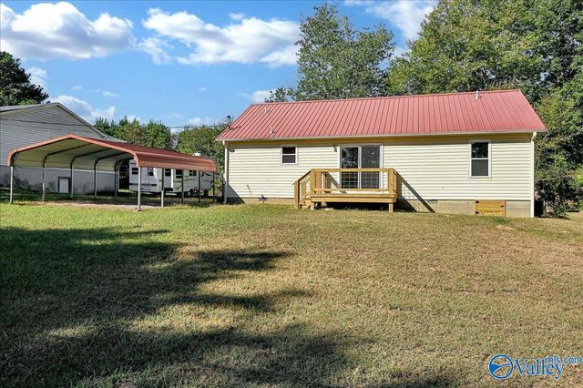 207 Walker Drive SW, Arab, AL 35016