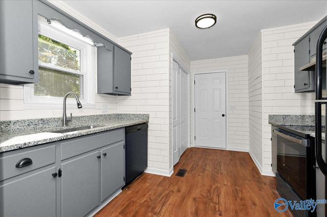 207 Walker Drive SW, Arab, AL 35016