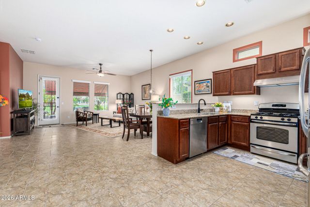 6202 E MCKELLIPS Road 297, Mesa, AZ 85215