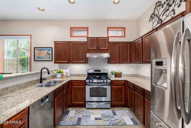 6202 E MCKELLIPS Road 297, Mesa, AZ 85215