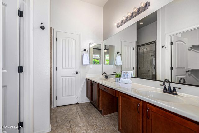 6202 E MCKELLIPS Road 297, Mesa, AZ 85215