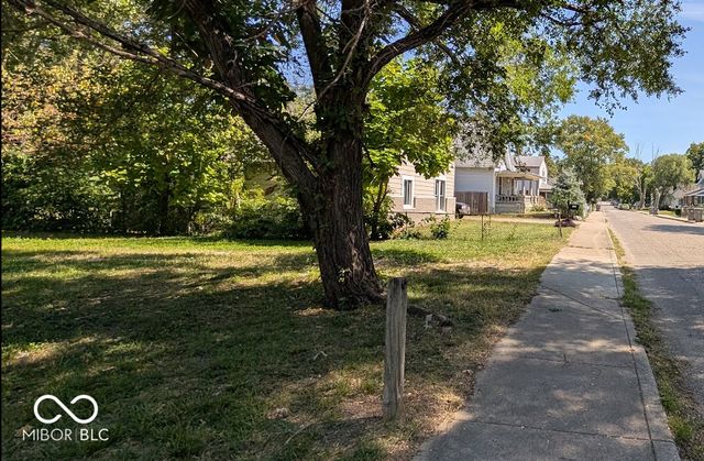 1124 E Perry Street, Indianapolis, IN 46227