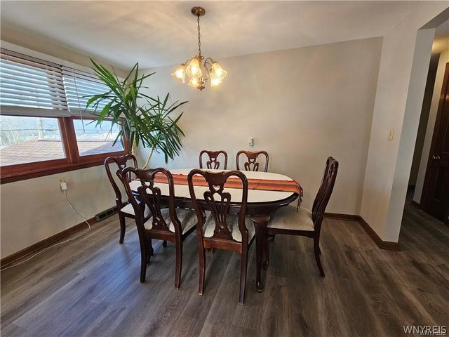82 Dartwood- Upper Unit Drive, Cheektowaga, NY 14227