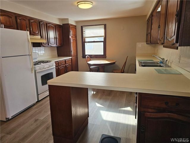 82 Dartwood- Upper Unit Drive, Cheektowaga, NY 14227