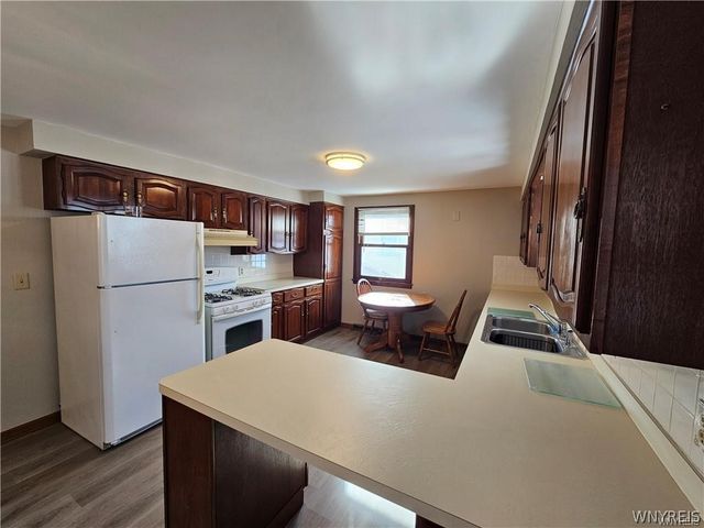 82 Dartwood- Upper Unit Drive, Cheektowaga, NY 14227