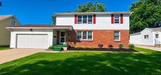 82 Dartwood- Upper Unit Drive, Cheektowaga, NY 14227