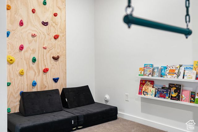 8 E 400 N, Millville, UT 84326