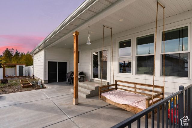 8 E 400 N, Millville, UT 84326