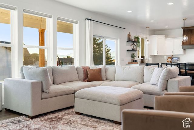 8 E 400 N, Millville, UT 84326