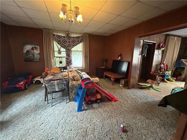 302 Harvard Street, St Joseph, MO 64504