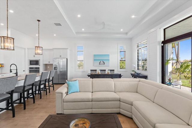 8431 SW Cantante Way, Port St. Lucie, Port St Lucie, FL 34987