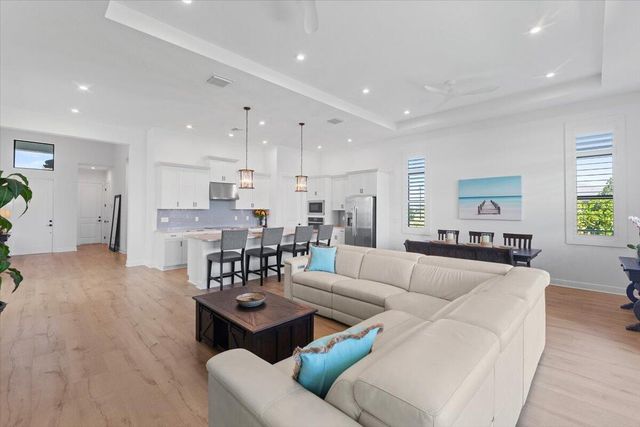 8431 SW Cantante Way, Port St. Lucie, Port St Lucie, FL 34987