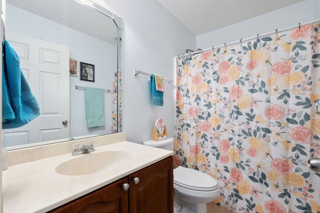 2360 Highway 31 W Apt 104, White House, TN 37188