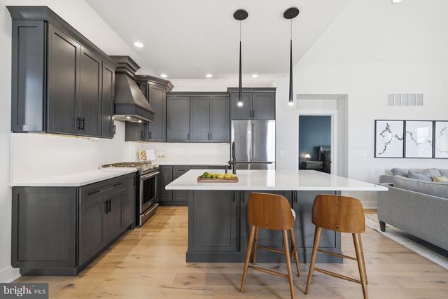 206 REID WAY, West Chester, PA 19382