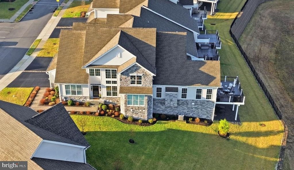 Image 1 of property listing at 206 REID WAY, West Chester, PA 19382