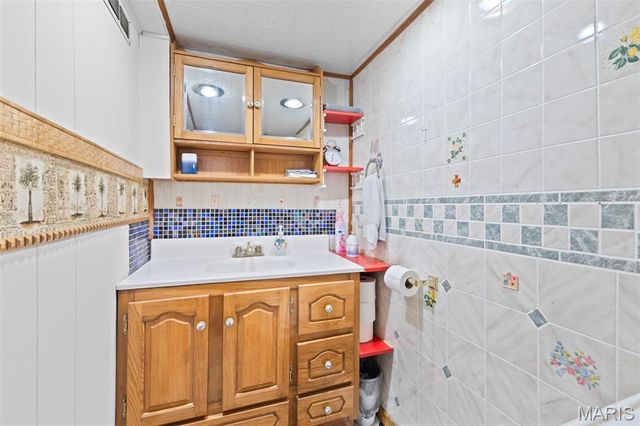 407 Edwards Street, Festus, MO 63028