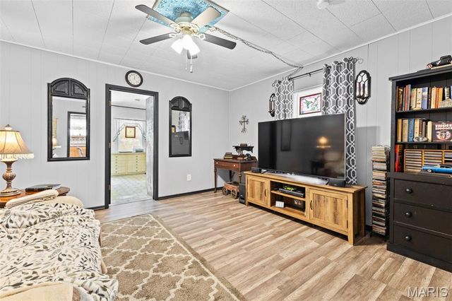 407 Edwards Street, Festus, MO 63028