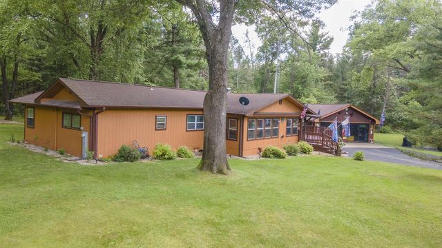 1879 Lakeview Drive, Friendship, WI 53934