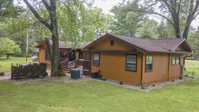 1879 Lakeview Drive, Friendship, WI 53934